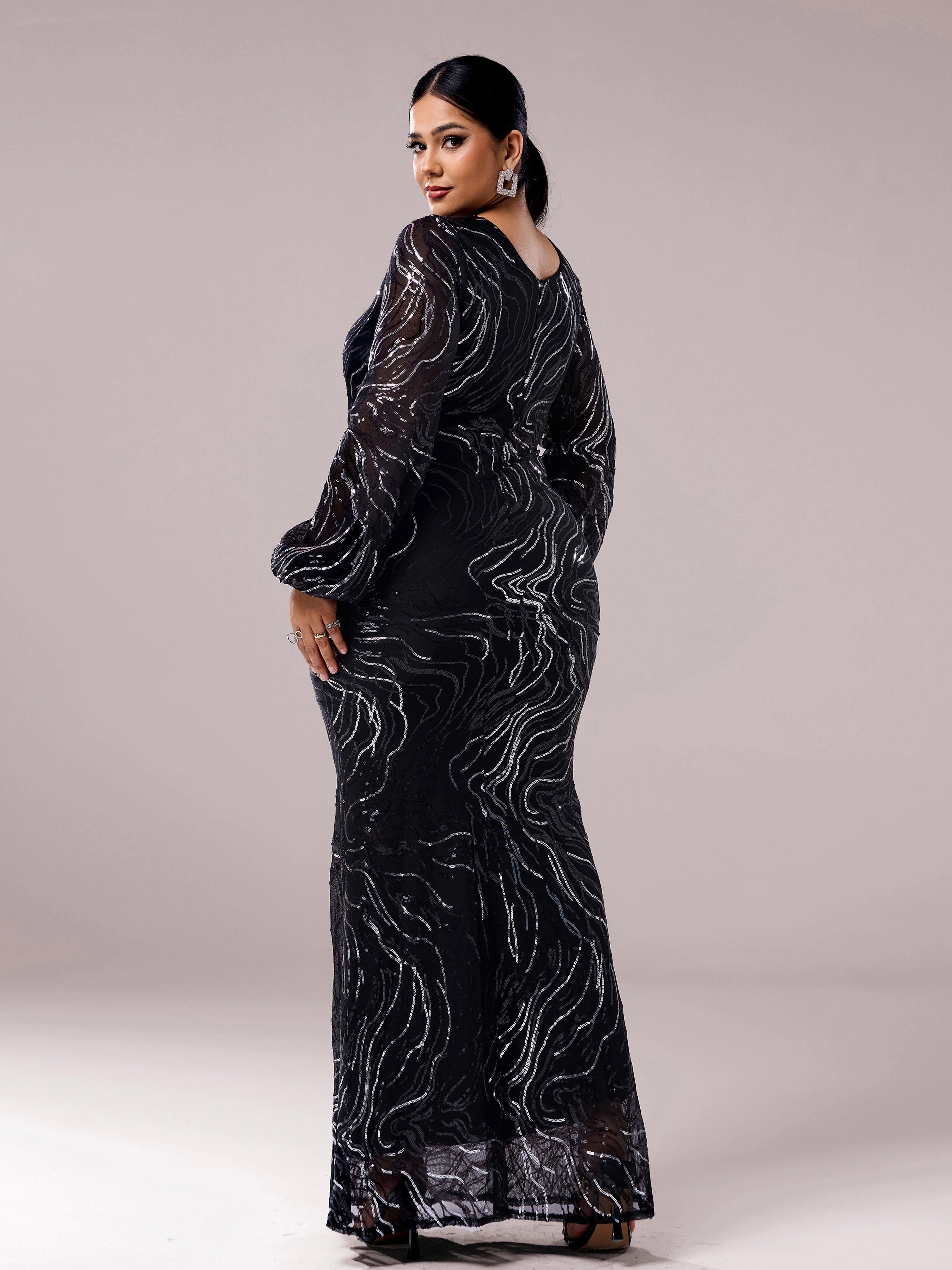 Plus Size Long Sleeve Sequin Prom Dress PXJ1500