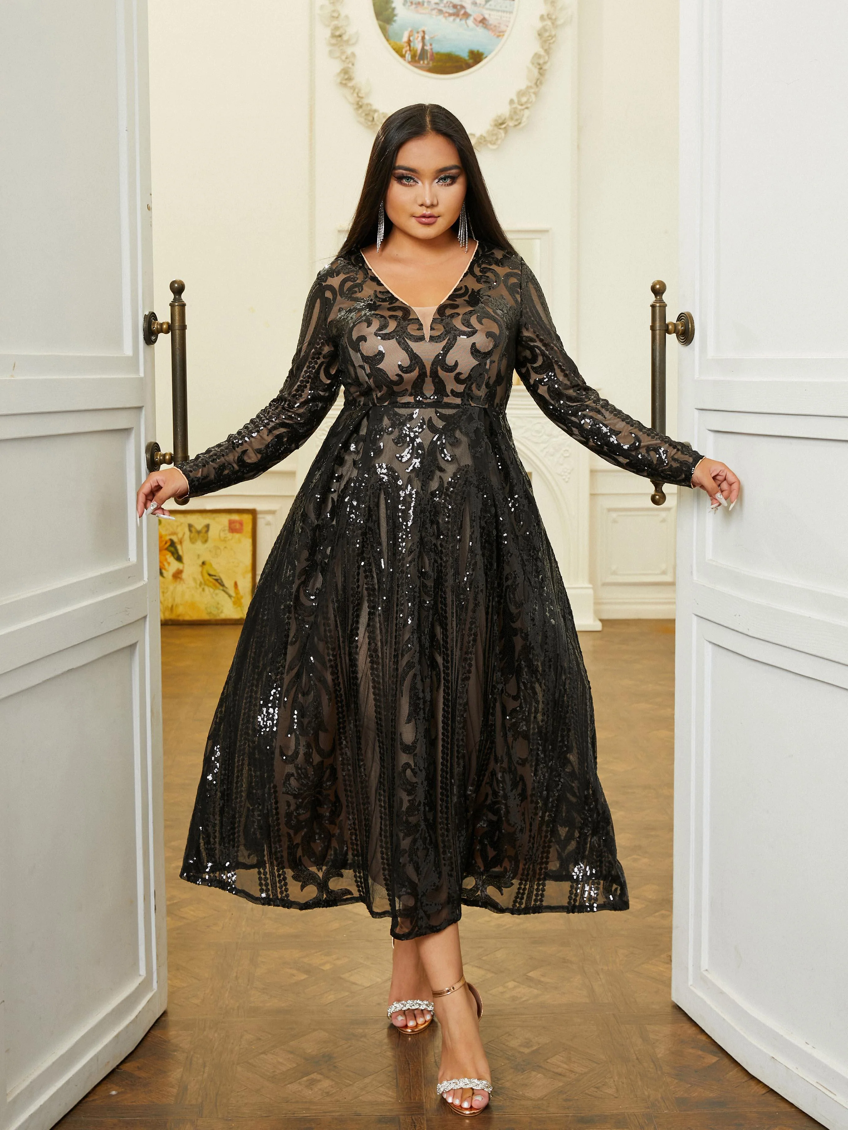 Plus V-neck Long Sleeve Sequin Dress PRJ10179